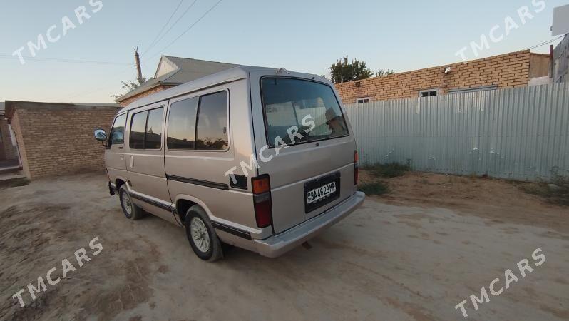 Toyota Hiace 1987 - 50 000 TMT - Сакарчага - img 2