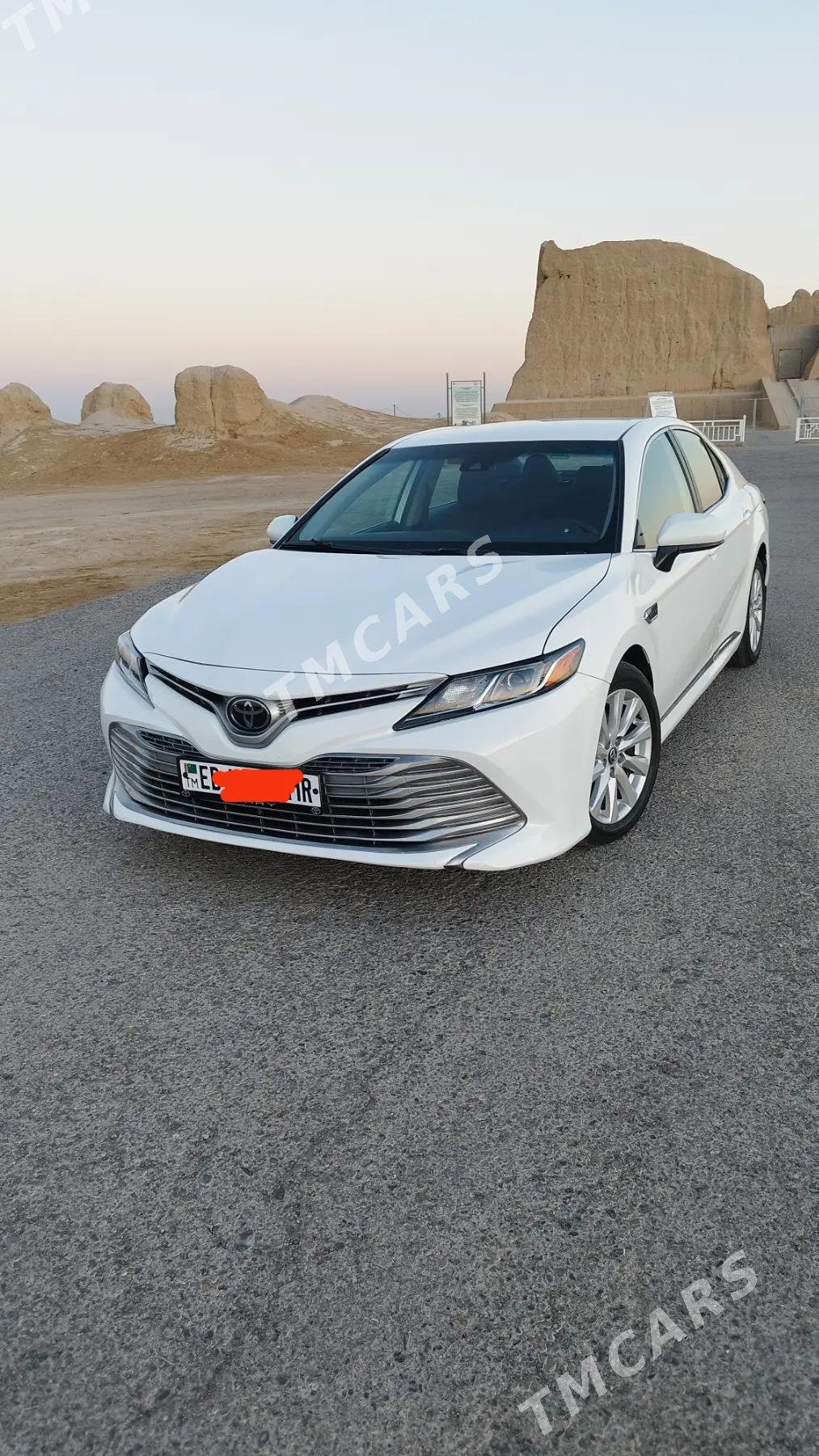 Toyota Camry 2020 - 275 000 TMT - Байрамали - img 4