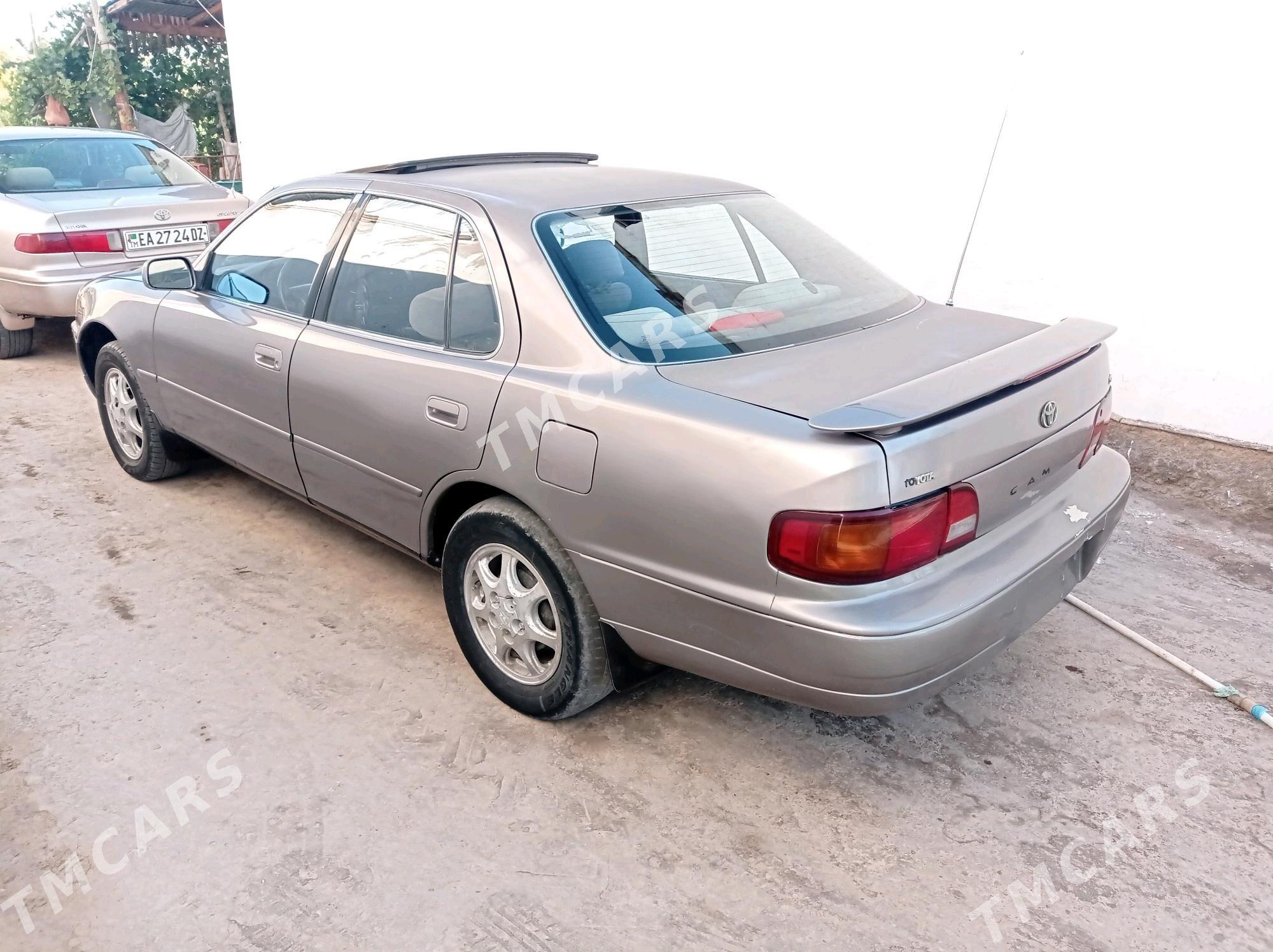 Toyota Camry 1995 - 77 000 TMT - Köneürgenç - img 2