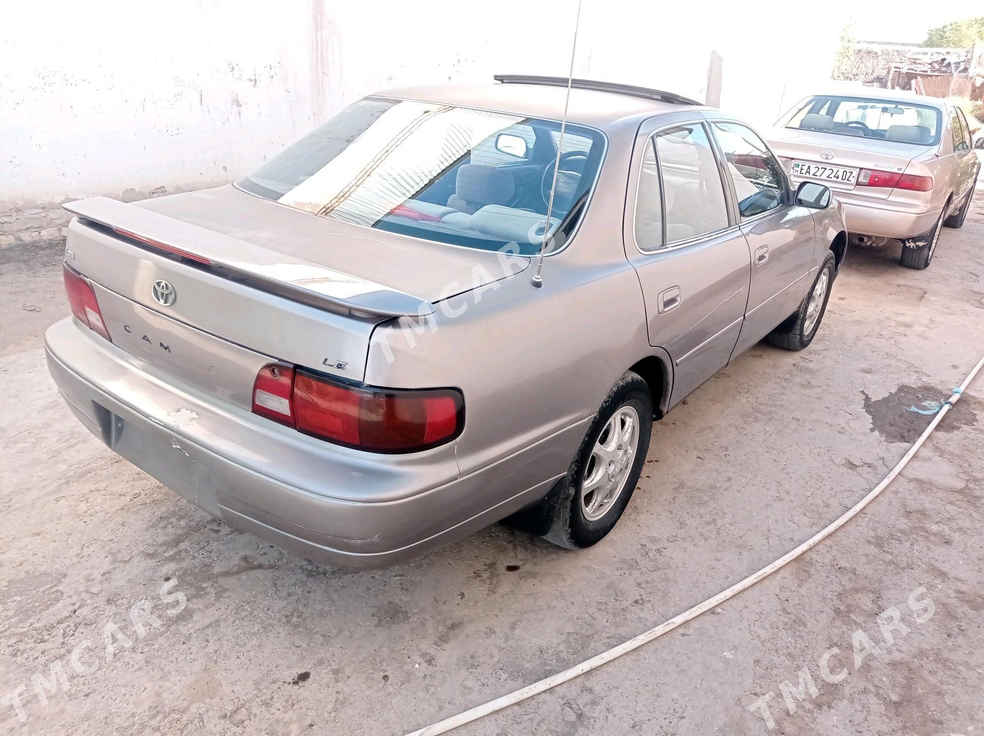 Toyota Camry 1995 - 77 000 TMT - Köneürgenç - img 4