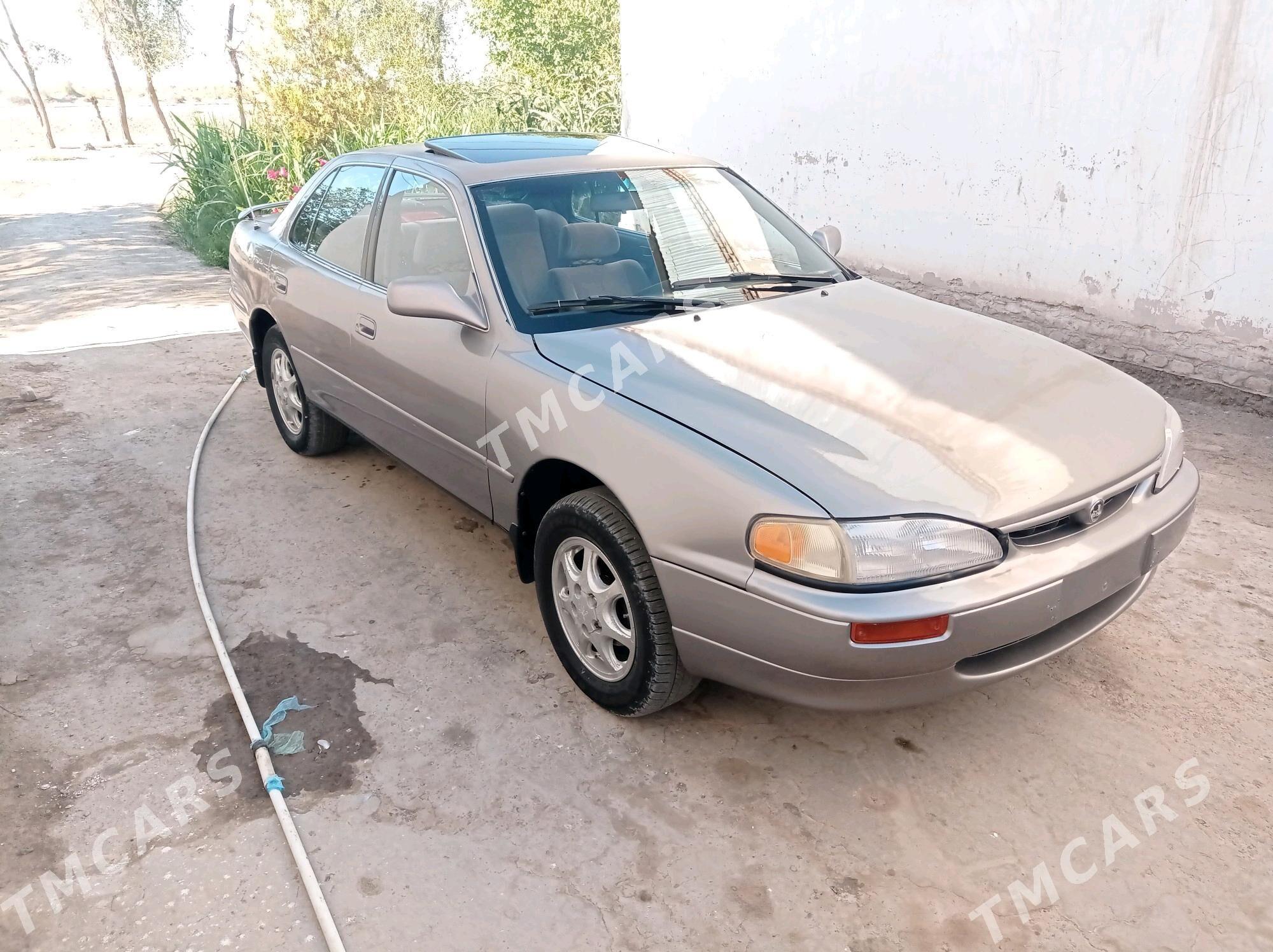 Toyota Camry 1995 - 77 000 TMT - Köneürgenç - img 3