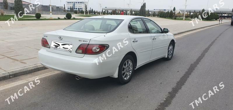 Lexus ES 300 2002 - 132 000 TMT - Фарап - img 2