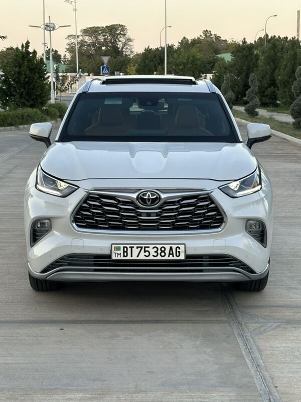 Toyota Highlander 2021 - 828 000 TMT - Ашхабад - img 3