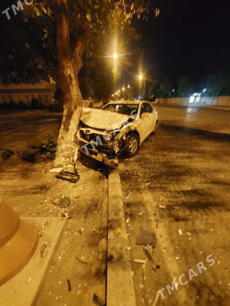 Toyota Camry 2010 - 90 000 TMT - Aşgabat - img 4