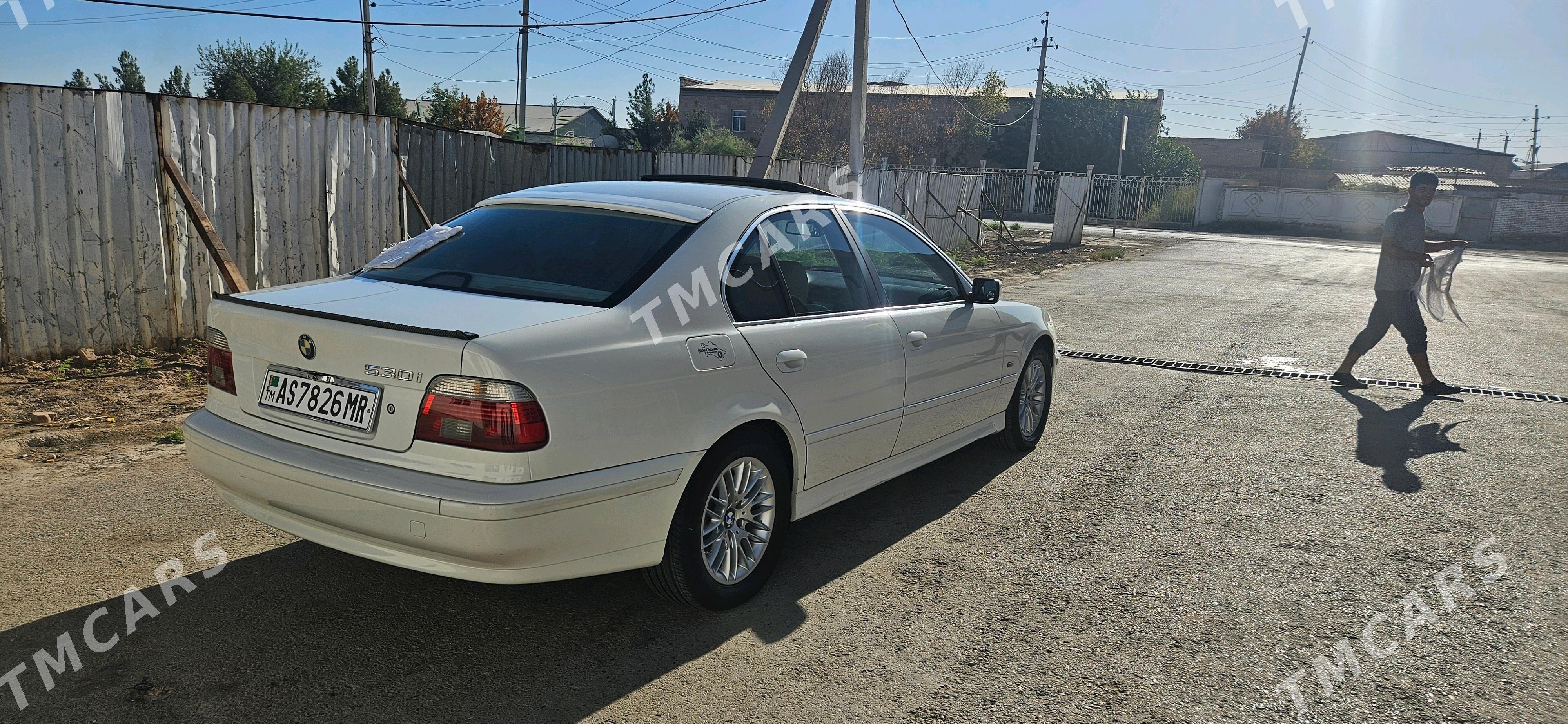 BMW E39 2002 - 120 000 TMT - Байрамали - img 2