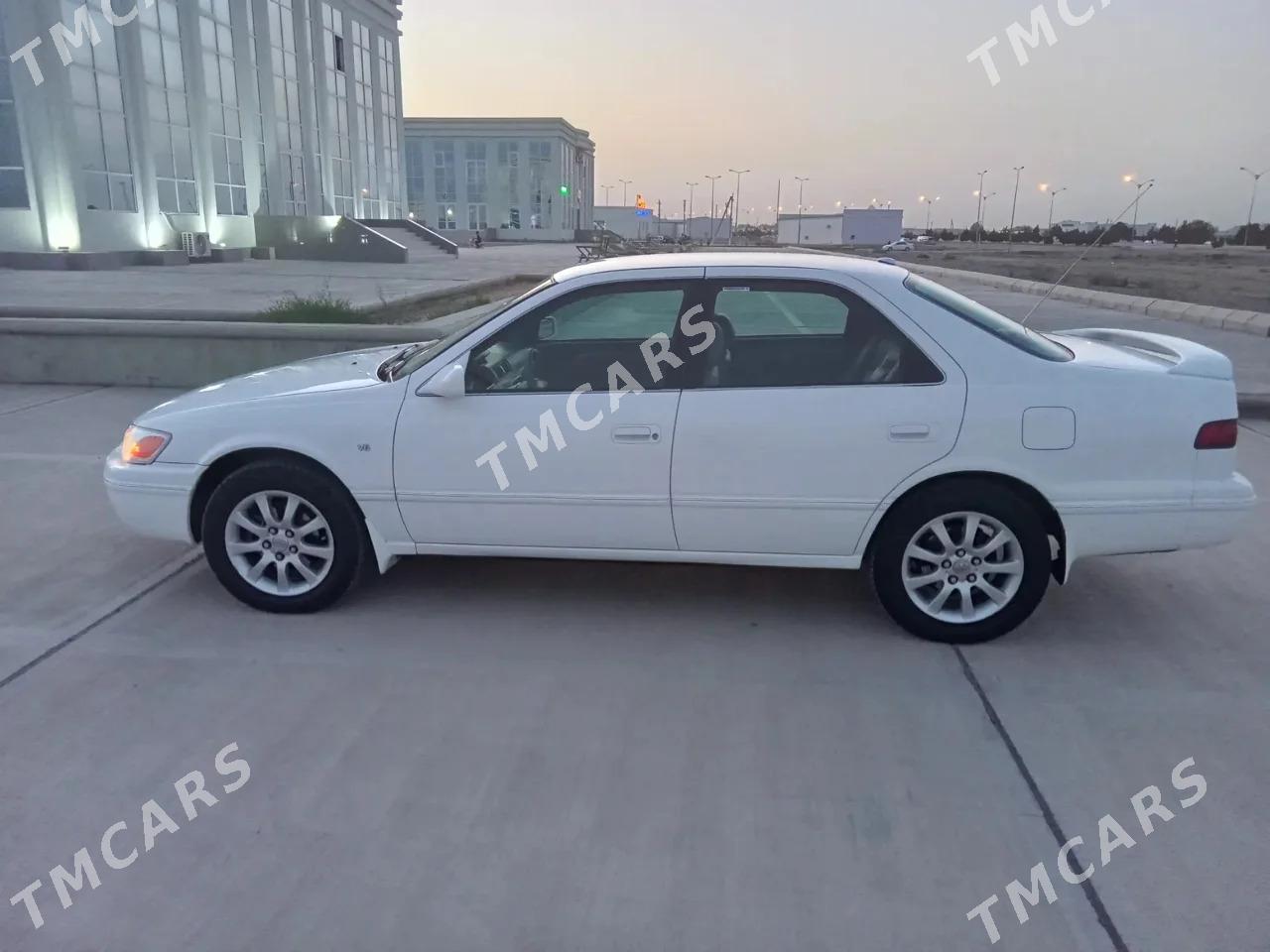 Toyota Camry 1998 - 115 000 TMT - Бахарден - img 3