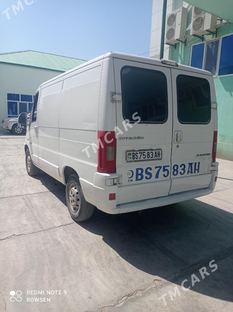 Toyota Hiace 2005 - 80 000 TMT - Мары - img 5