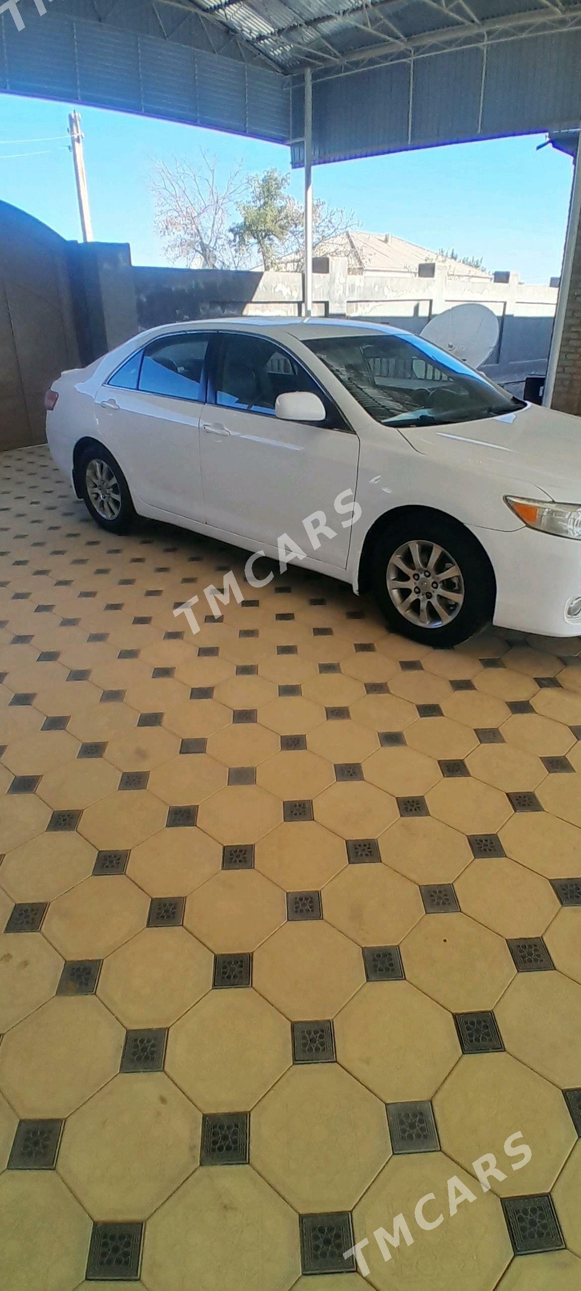 Toyota Camry 2010 - 120 000 TMT - Mary - img 2