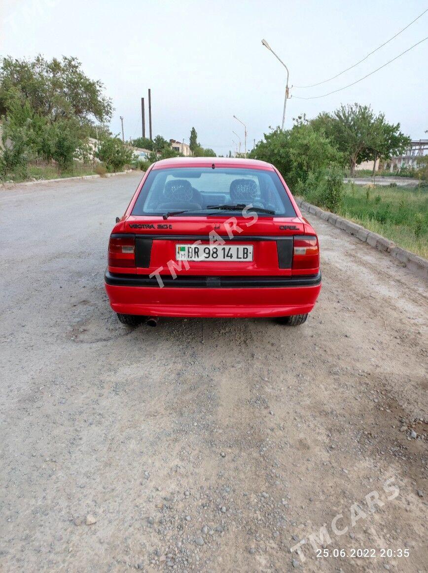 Opel Vectra 1992 - 30 000 TMT - Газаджак - img 2