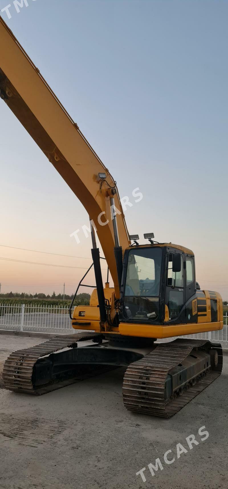 Komatsu PC210LC-11 2008 - 750 000 TMT - Ашхабад - img 4