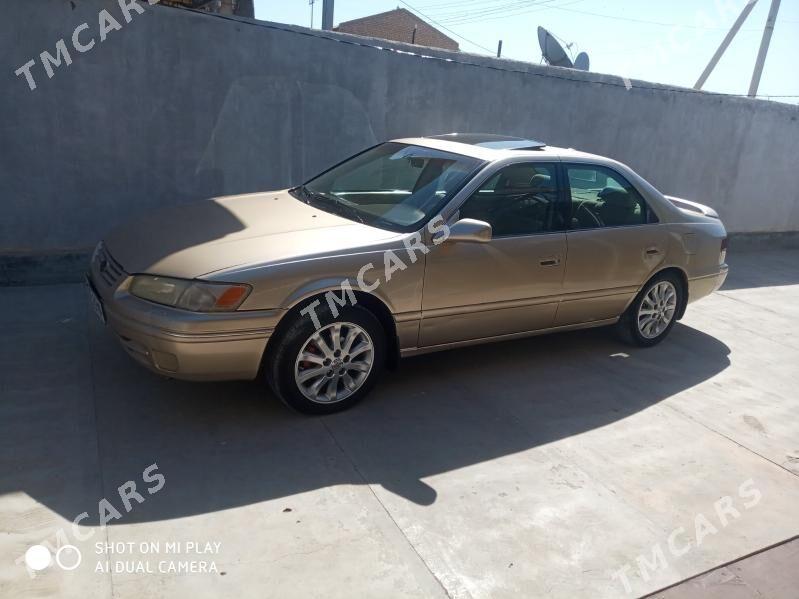 Toyota Camry 1998 - 98 000 TMT - Baýramaly - img 2