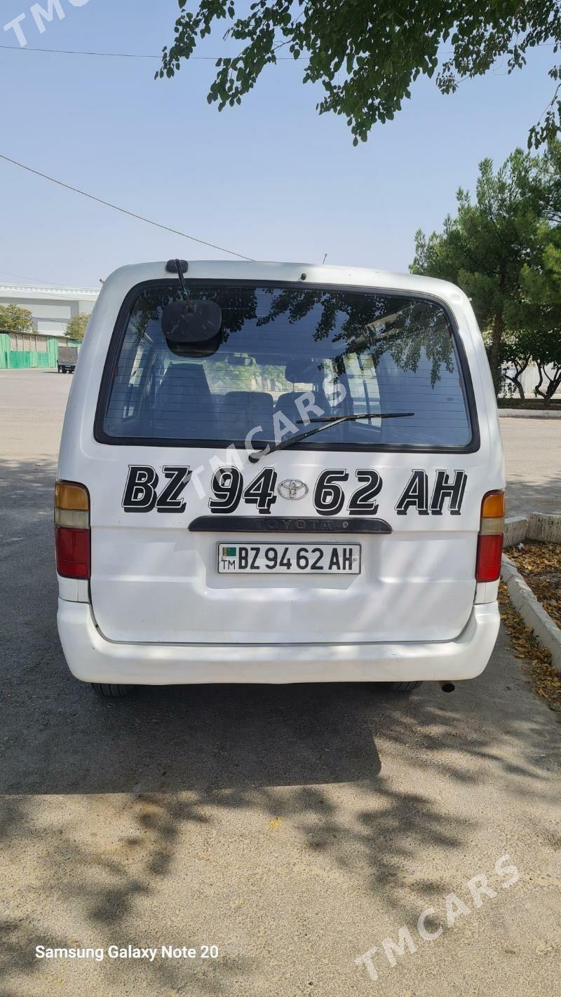 Toyota Hiace 2002 - 90 000 TMT - Aşgabat - img 4