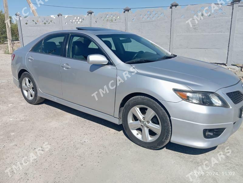 Toyota Camry 2010 - 170 000 TMT - Köneürgenç - img 3