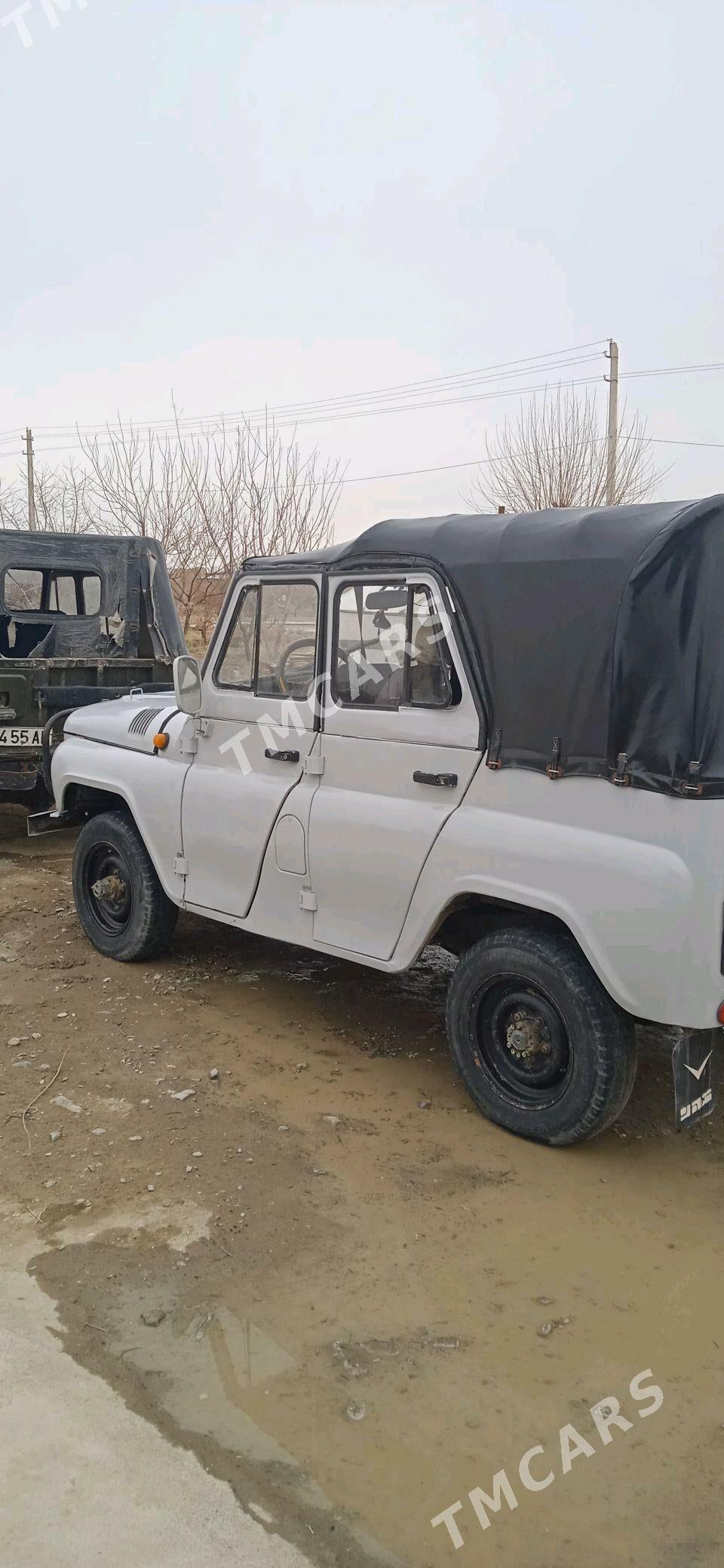 UAZ 469 2002 - 25 000 TMT - Бахарден - img 3