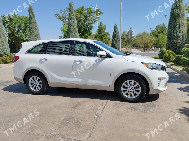 Kia Sorento 2019 - 300 000 TMT - Aşgabat - img 2