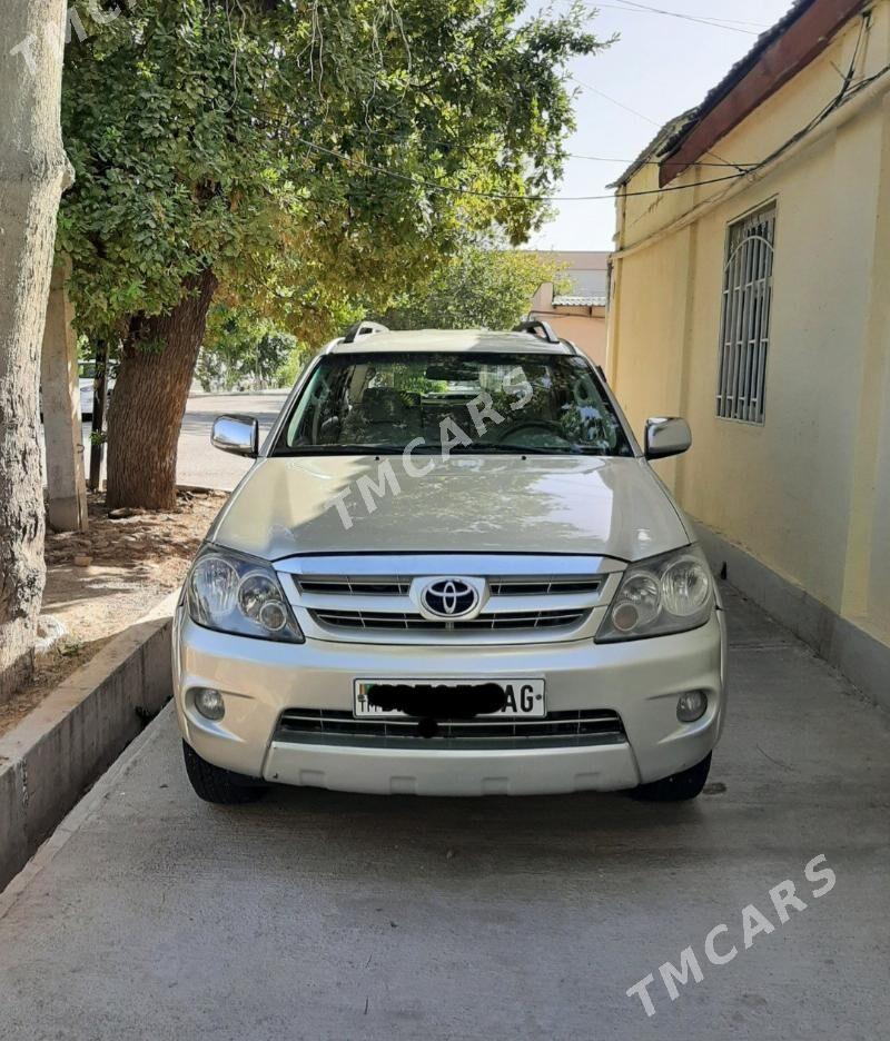 Toyota Fortuner 2008 - 185 000 TMT - Ашхабад - img 2