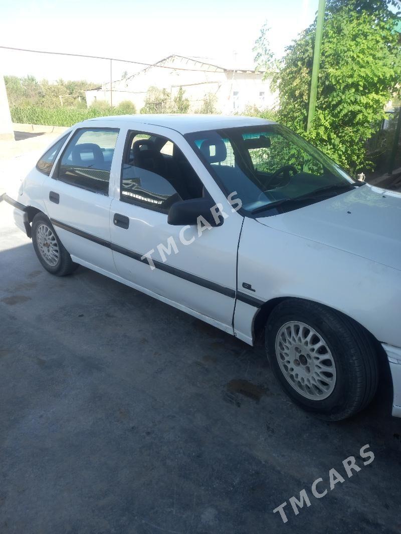 Opel Vectra 1993 - 23 000 TMT - Дянев - img 2