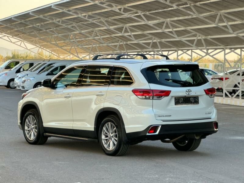 Toyota Highlander 2020 - 548 000 TMT - Ашхабад - img 8