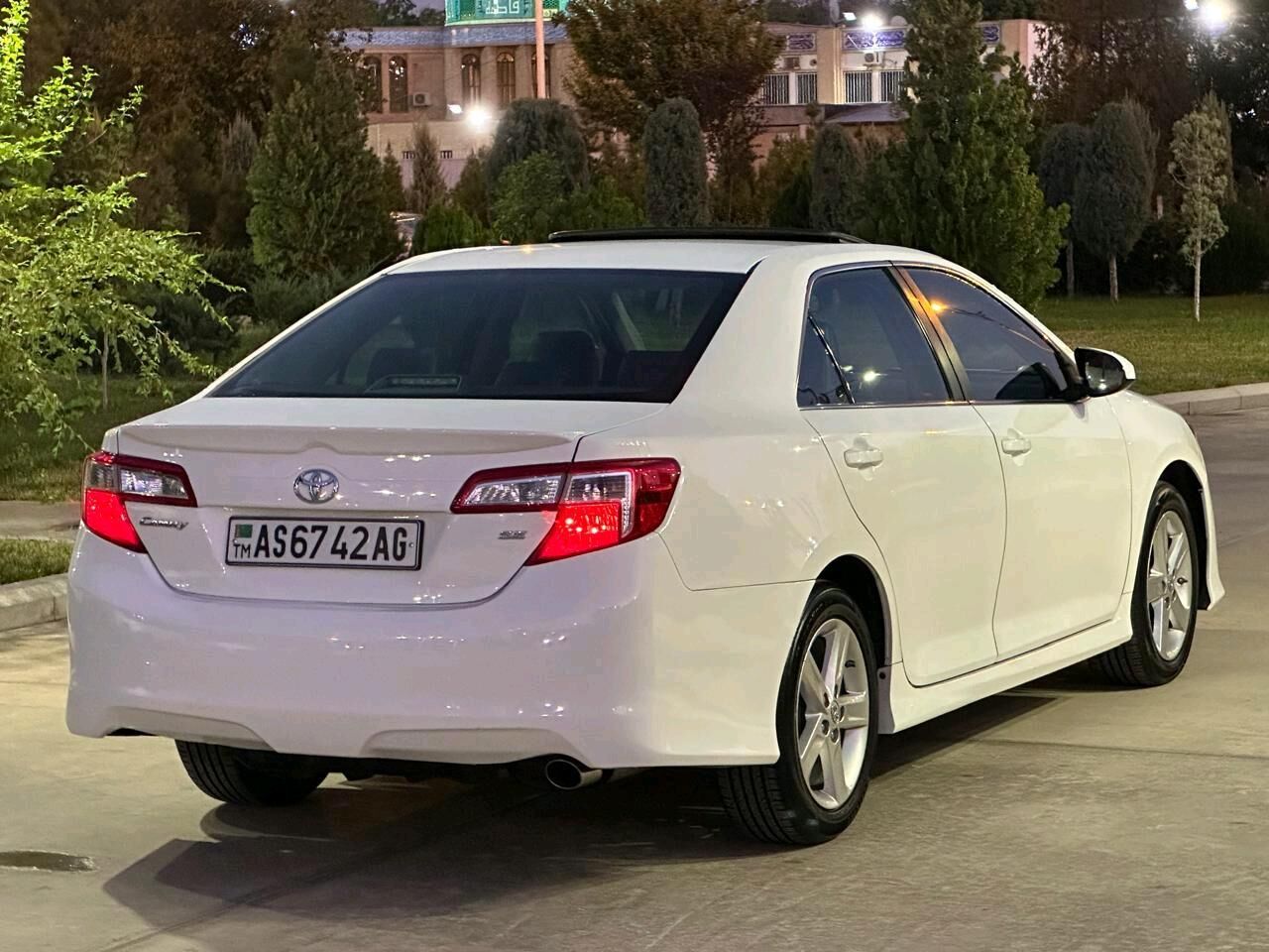 Toyota Camry 2012 - 210 000 TMT - Aşgabat - img 4