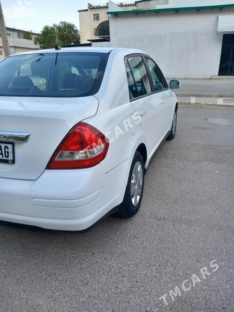 Nissan Versa 2010 - 108 000 TMT - Hitrowka - img 2