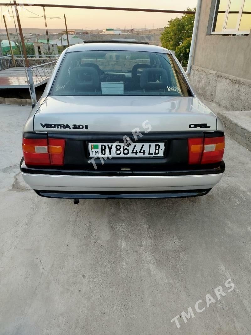 Opel Vectra 1992 - 38 000 TMT - Magdanly - img 2