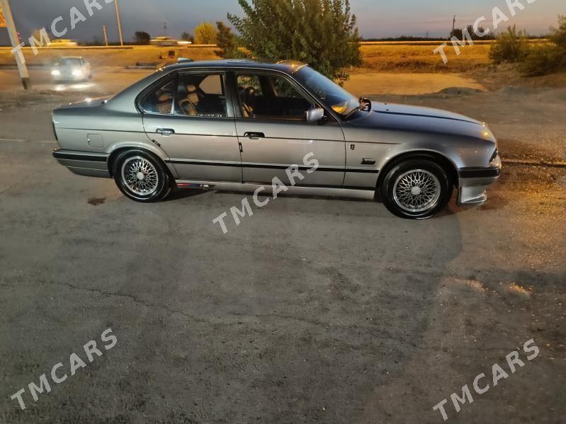 BMW 5 Series 1993 - 75 000 TMT - Туркменабат - img 2