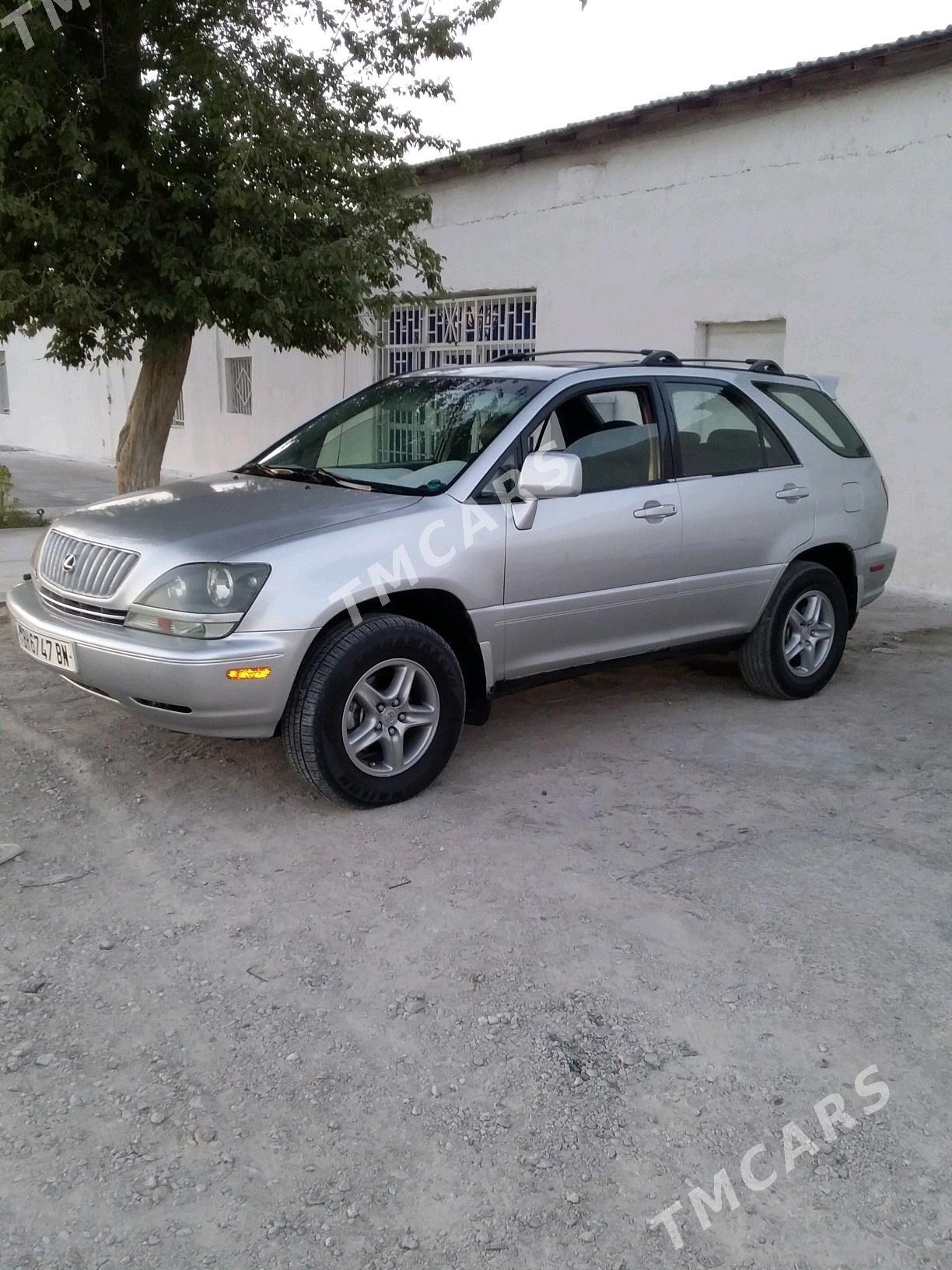 Lexus RX 300 2000 - 145 000 TMT - Jebel - img 3