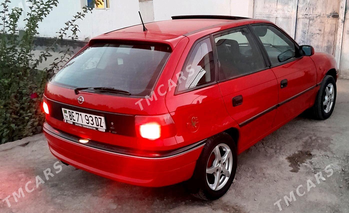 Opel Astra 1996 - 36 000 TMT - Дашогуз - img 5