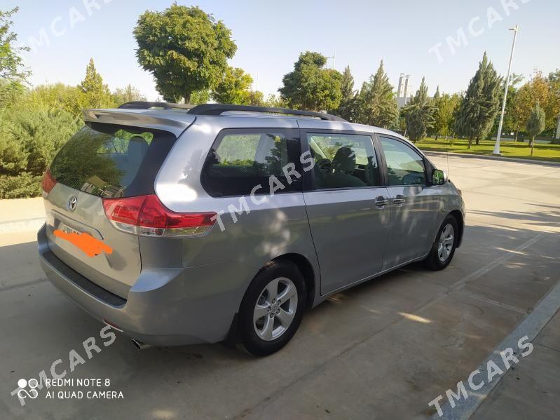 Toyota Sienna 2011 - 235 000 TMT - "Алтын Асыр" Гундогар базары ( Толкучка) - img 2