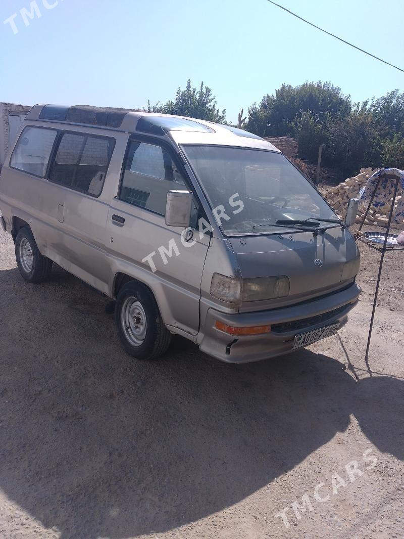 Toyota Hiace 1989 - 18 000 TMT - Векильбазар - img 2