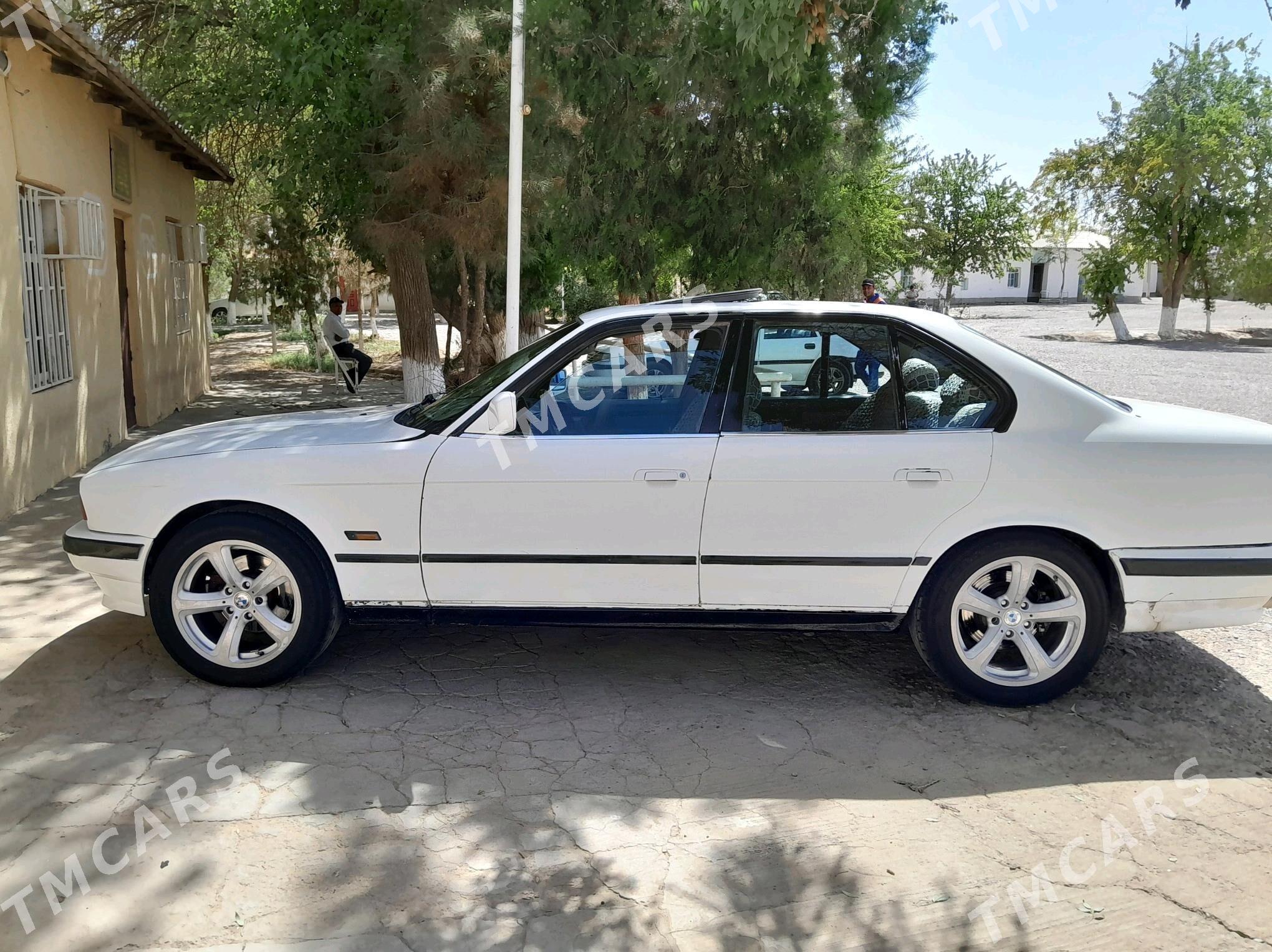 BMW 525 1993 - 30 000 TMT - Серахс - img 2