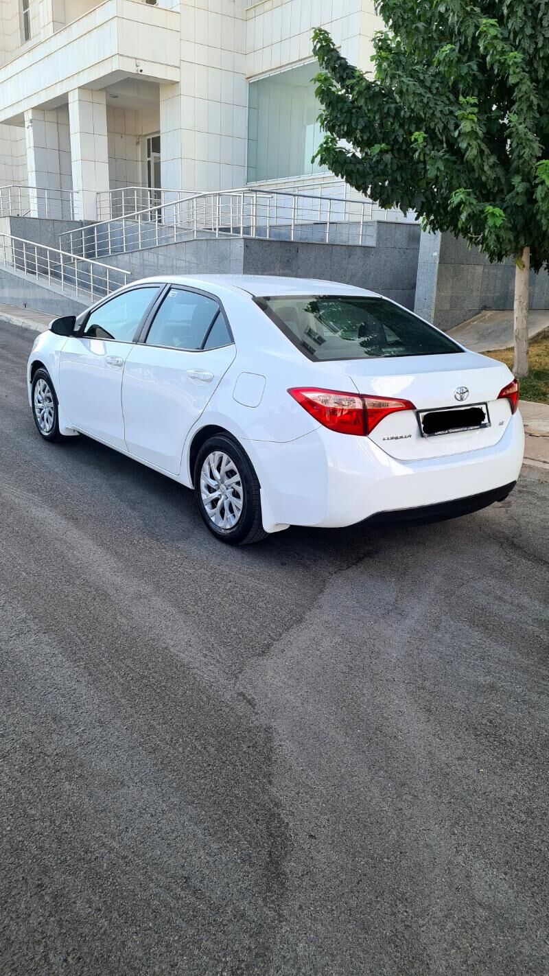 Toyota Corolla 2019 - 198 000 TMT - Aşgabat - img 3