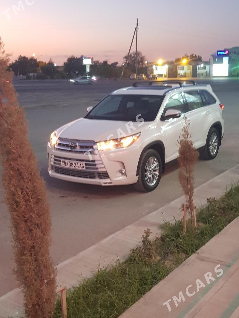 Toyota Highlander 2019 - 412 000 TMT - Aşgabat - img 2