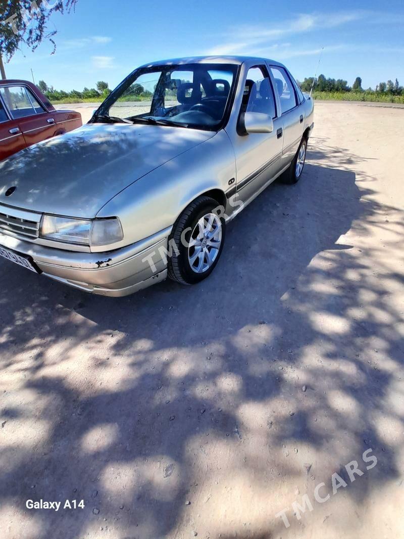 Opel Vectra 1990 - 25 000 TMT - Гурбансолтан Едже - img 7