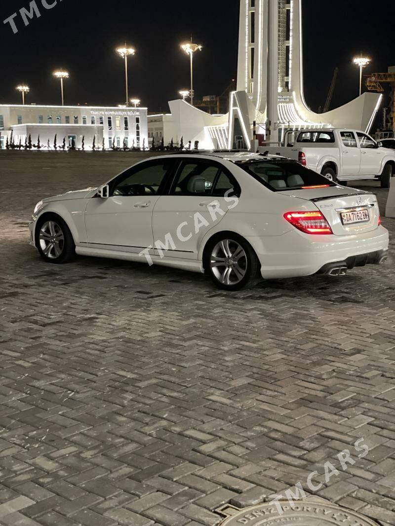 Mercedes-Benz C350 2011 - 180 000 TMT - Türkmenbaşy - img 2