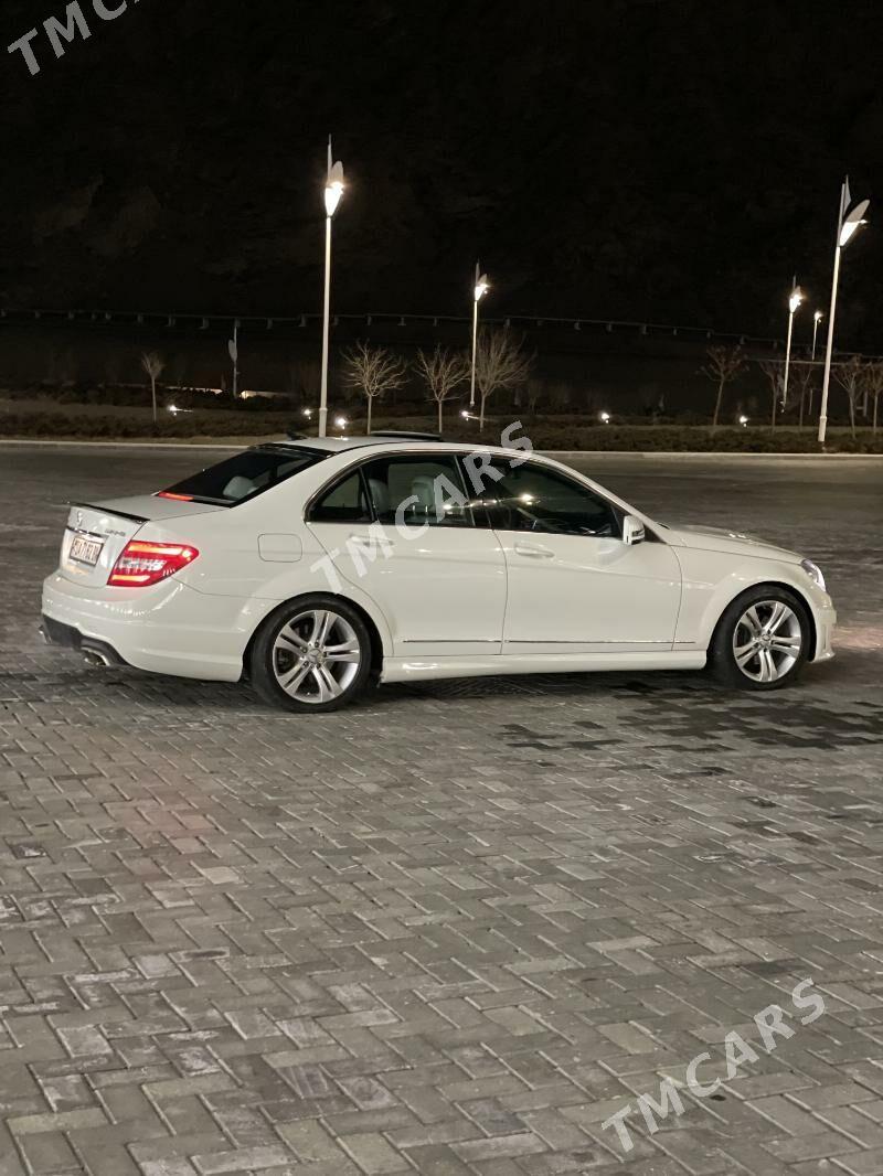 Mercedes-Benz C350 2011 - 180 000 TMT - Türkmenbaşy - img 6