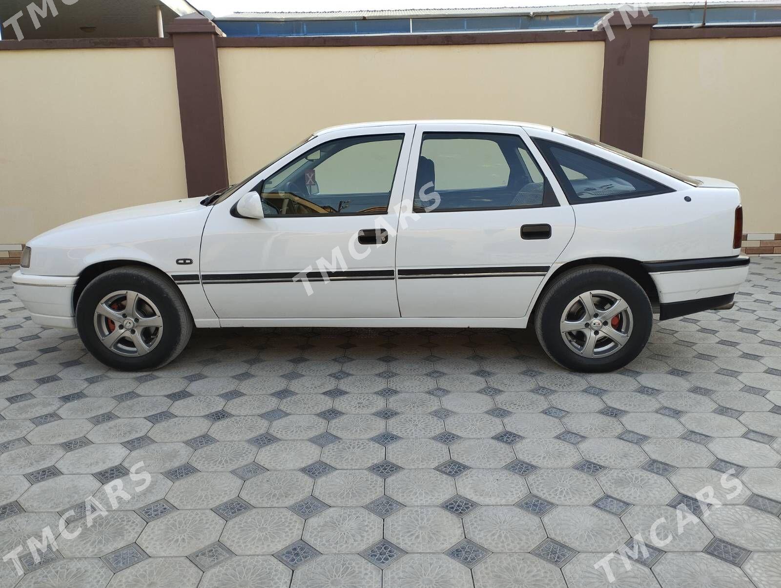 Opel Vectra 1992 - 40 000 TMT - Байрамали - img 2