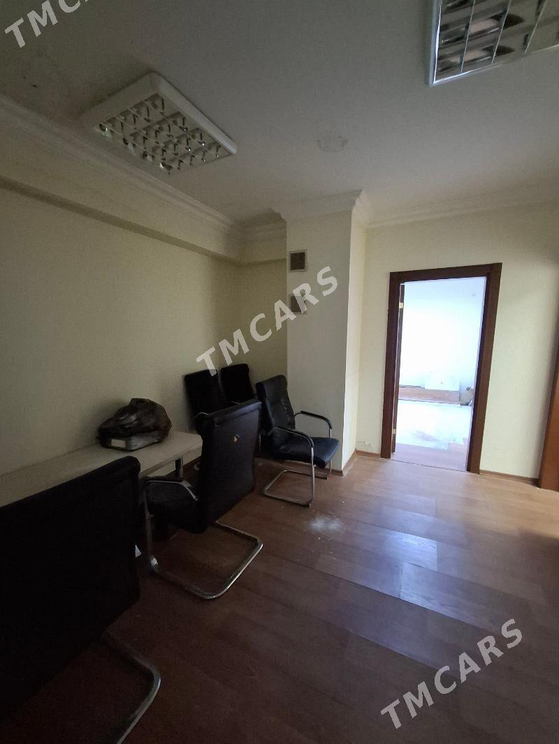 Arenda 30 mkr ofis astrowskiy - 30 мкр - img 2