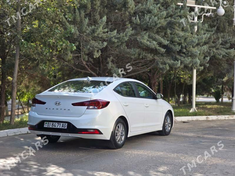 Hyundai Elantra 2019 - 220 000 TMT - Aşgabat - img 4