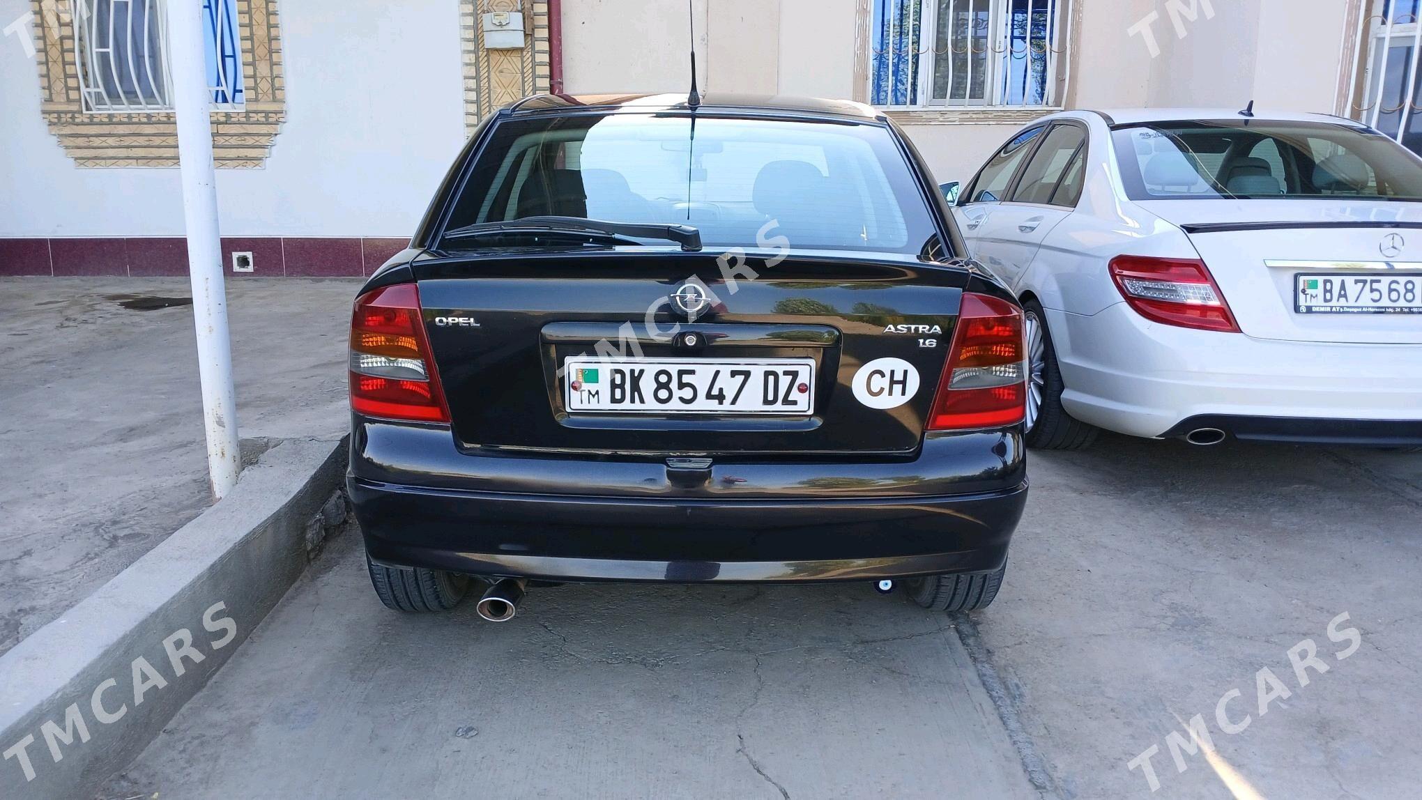 Opel Astra 2003 - 76 000 TMT - Гурбансолтан Едже - img 2