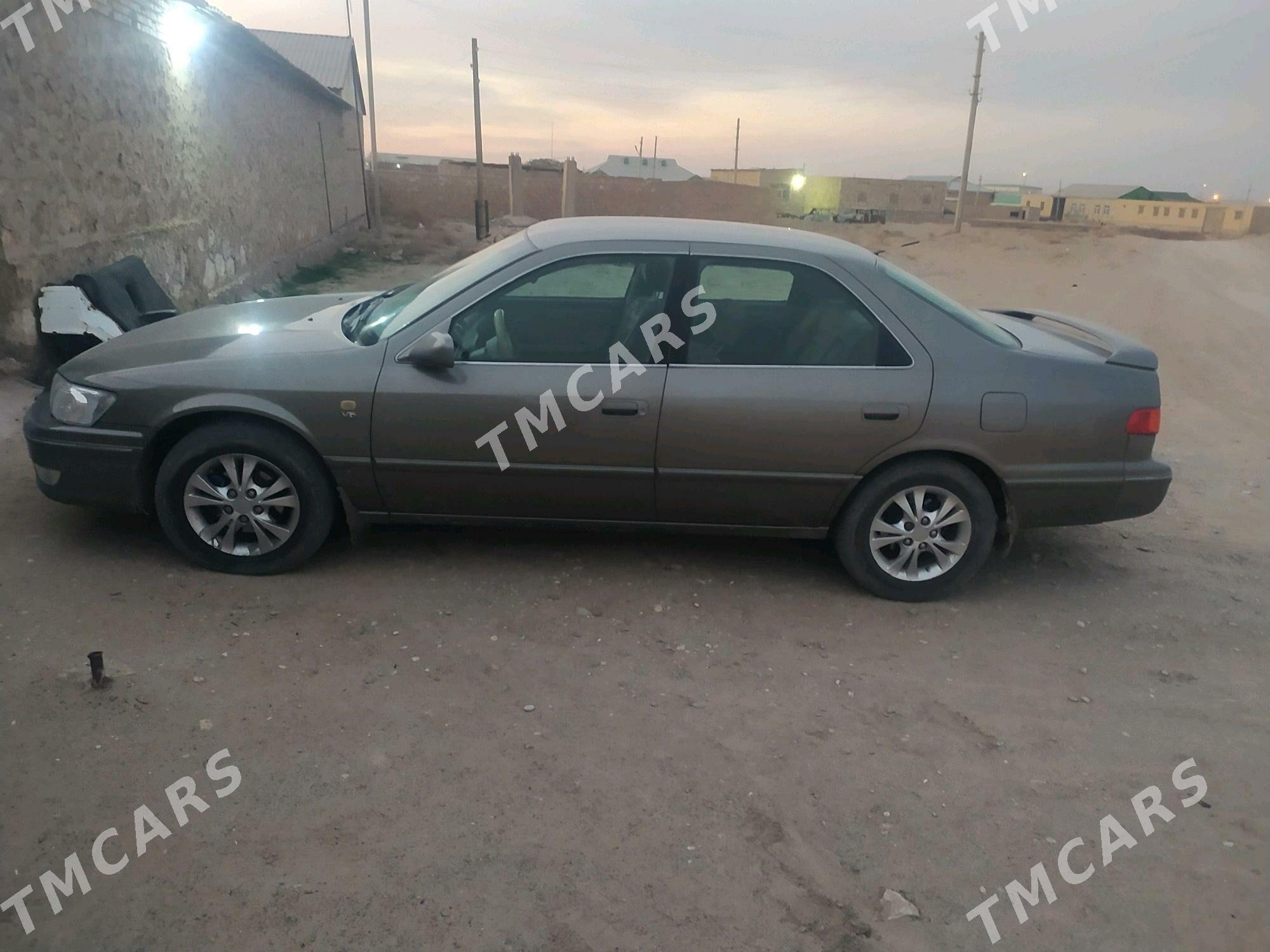 Toyota Camry 1998 - 130 000 TMT - Kerki - img 5