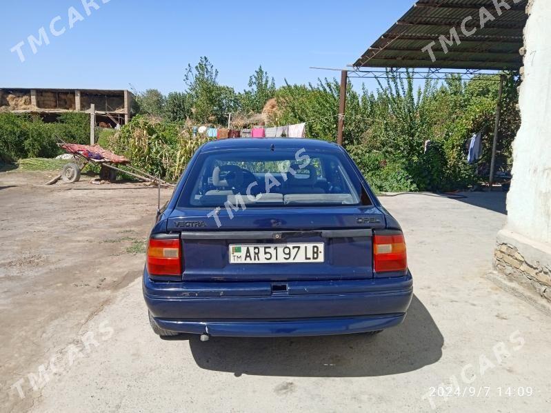 Opel Vectra 1993 - 17 000 TMT - Çärjew - img 4