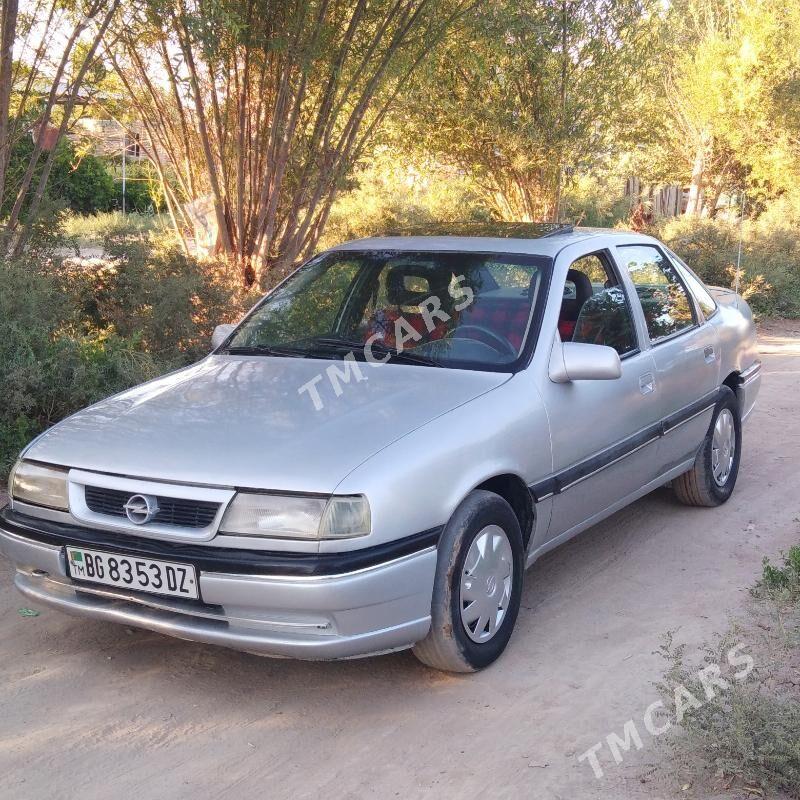 Opel Vectra 1994 - 25 000 TMT - Гурбансолтан Едже - img 2