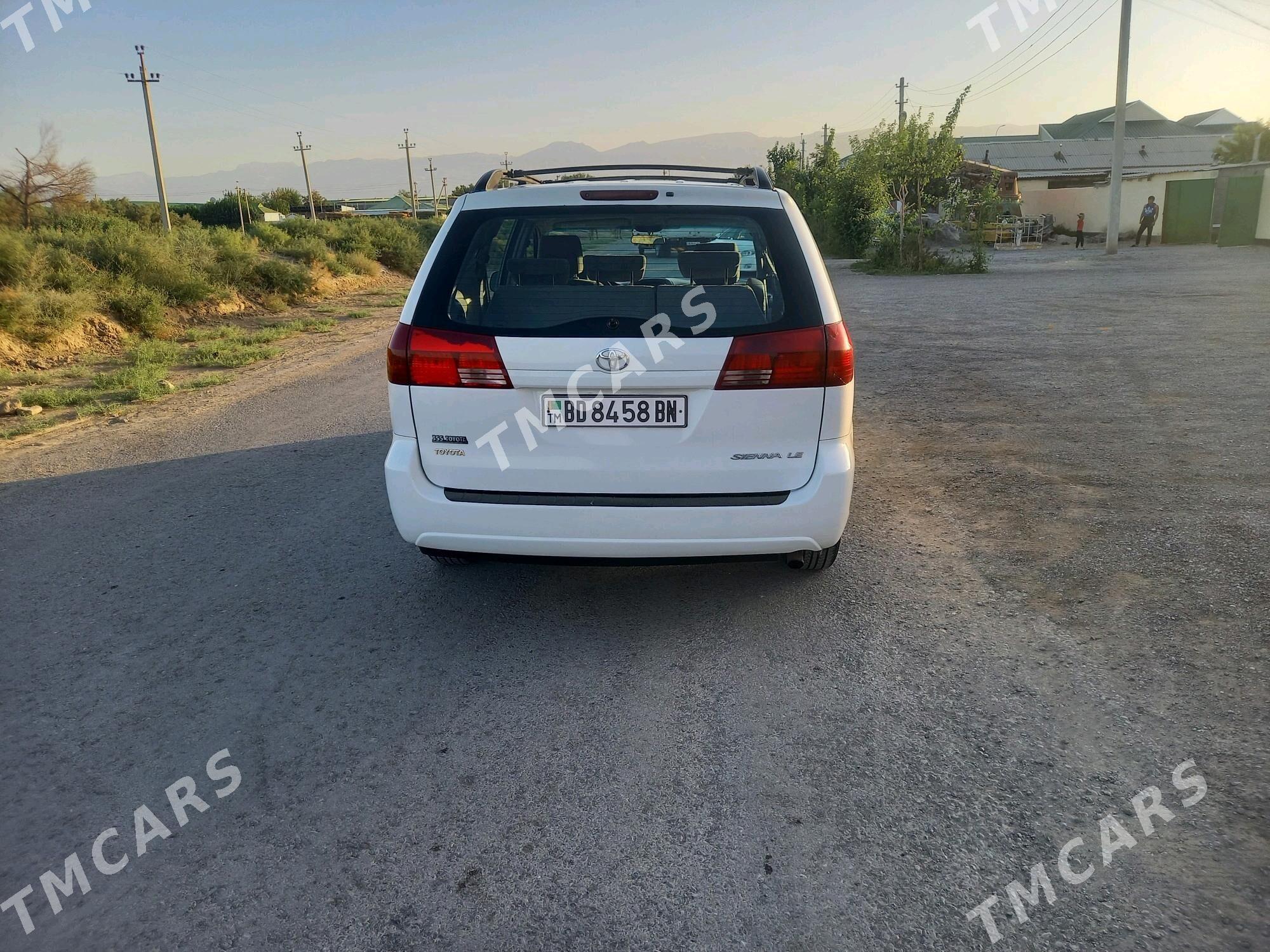 Toyota Sienna 2004 - 152 000 TMT - Aşgabat - img 4