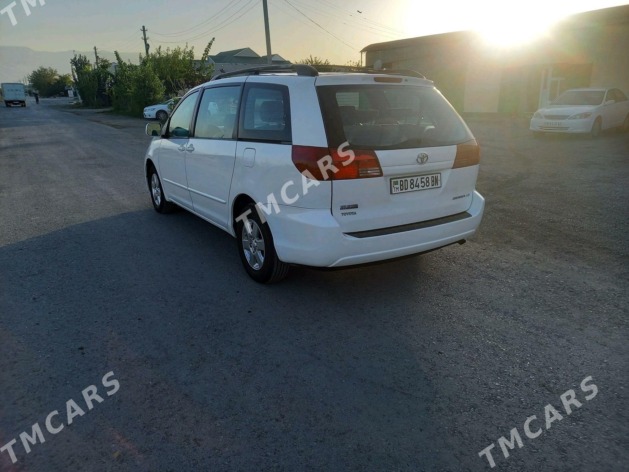 Toyota Sienna 2004 - 152 000 TMT - Aşgabat - img 5