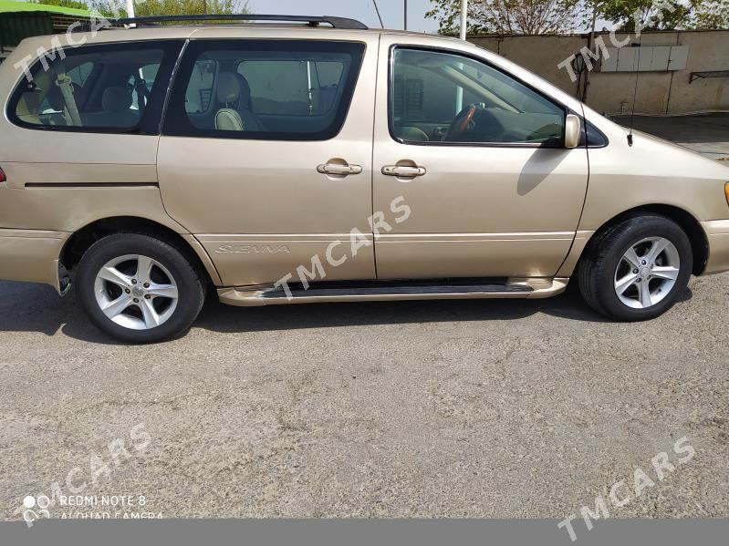 Toyota Sienna 2002 - 115 000 TMT - Бузмеин - img 2