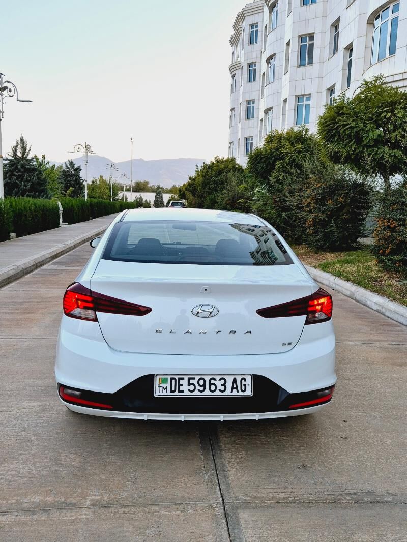 Hyundai Elantra 2019 - 162 000 TMT - Ашхабад - img 2