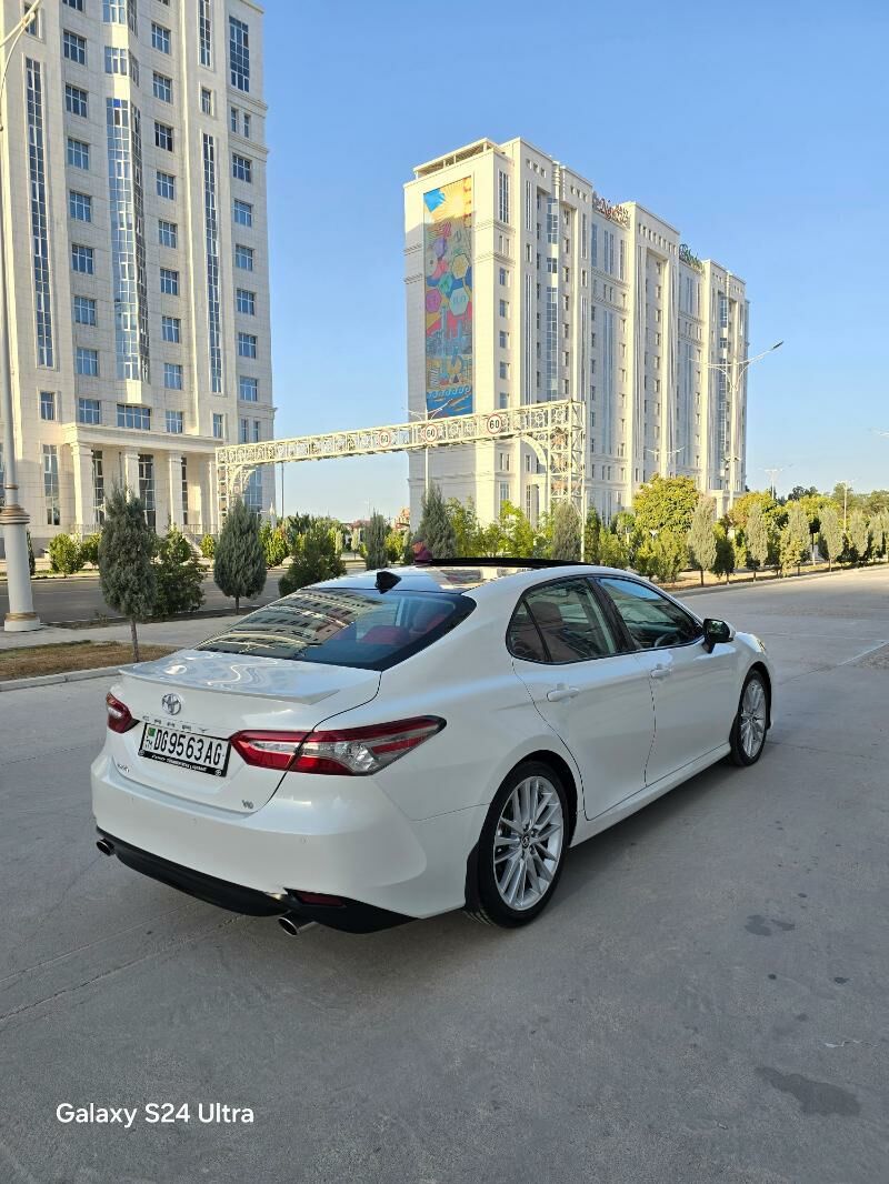 Toyota Camry 2019 - 350 000 TMT - 30 мкр - img 3