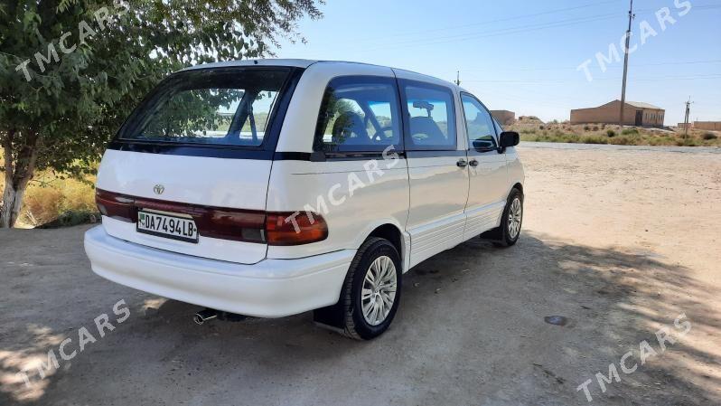 Toyota Previa 1992 - 60 000 TMT - Халач - img 4