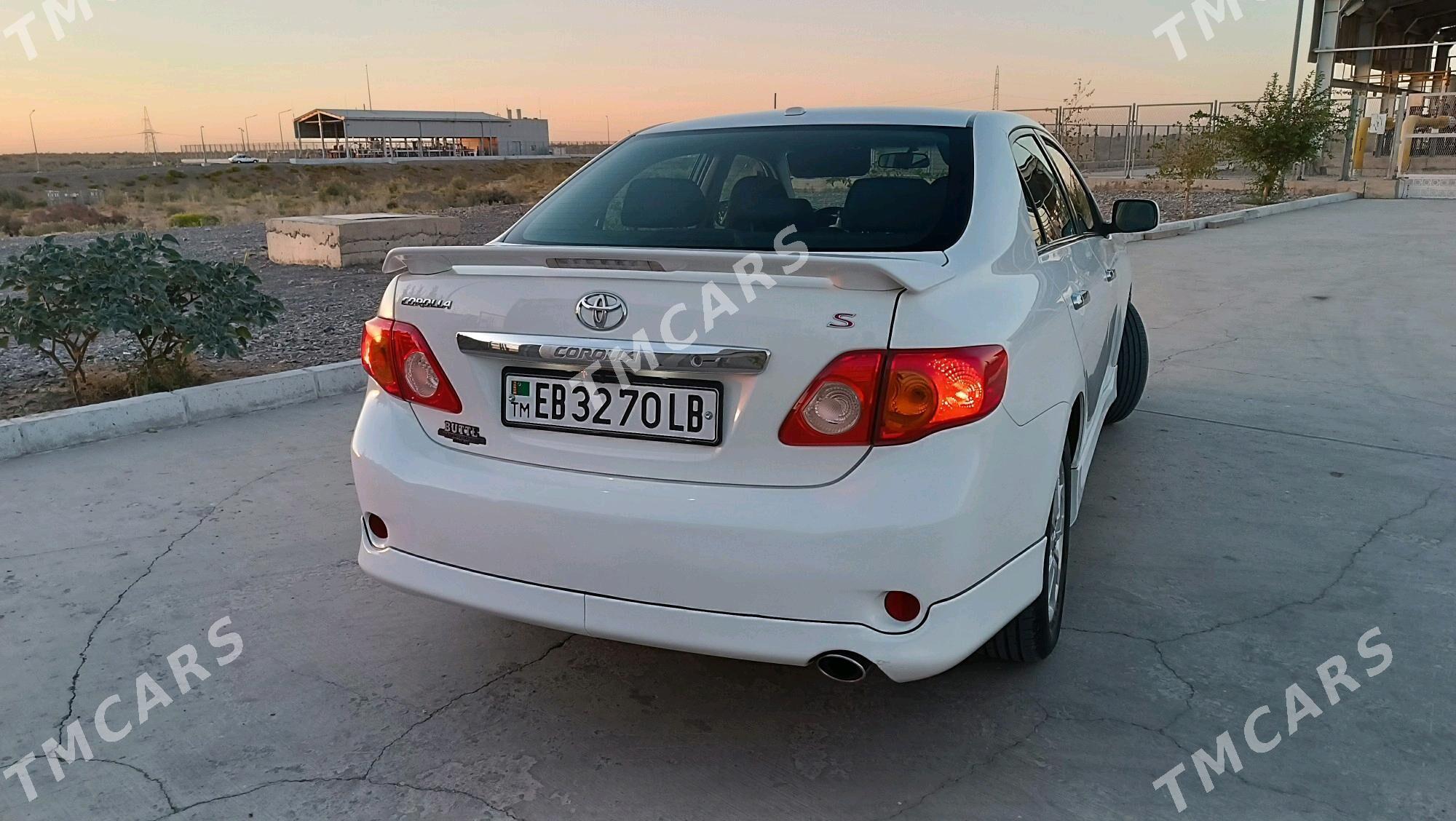 Toyota Corolla 2010 - 145 000 TMT - Туркменабат - img 3